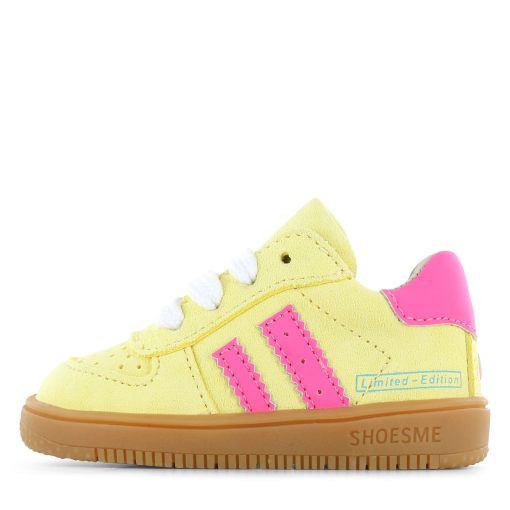 Shoesme geel sneakertje Meisjes | Microfiber leer/Su&egrave;de | Maat 19